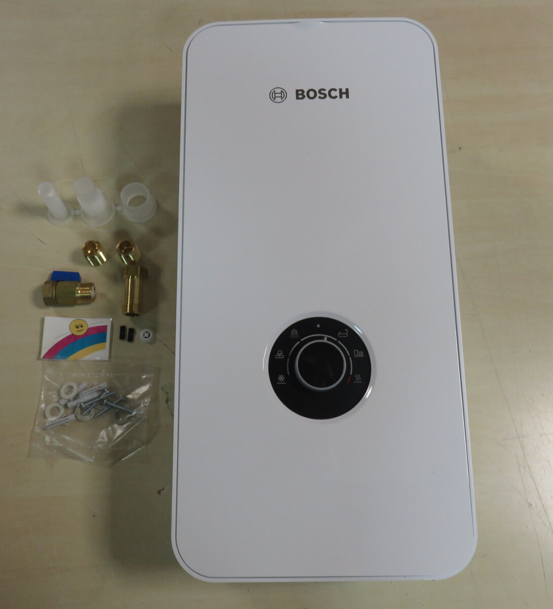 Bosch Elektronischer Durchlauferhitzer TR5001 21/24/27 KW, EEK: A (Sp,  282,50 €